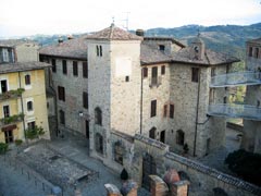 Il Borgo, visto dalle mura