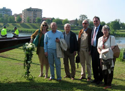 Il Sindaco di Airolo, Chinotti, con la moglie e alcuni rappresentanti del Circolo, alla manifestazione di S.Teodoro